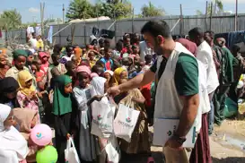 IHO EBRAR, Etiyopya'da yüzlerce yetimi giydirdi