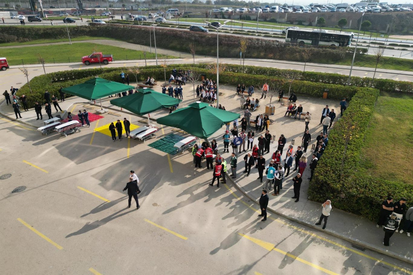 Bursa'da deprem ve yangın senaryosuyla tatbikat gerçekleştirildi