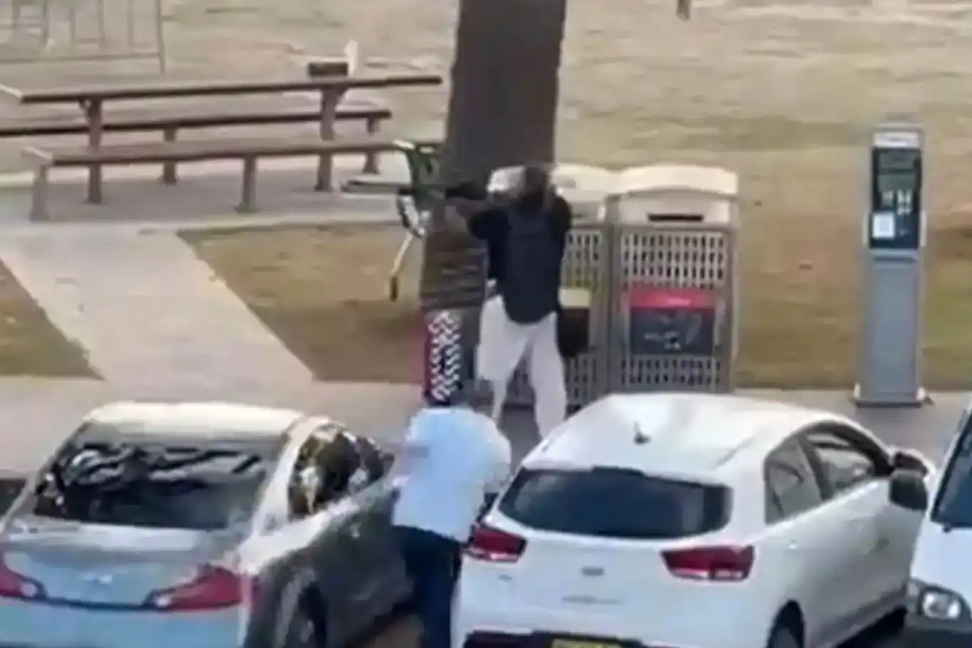 الحكومة الأسترالية تتفق على تشديد قوانين السلاح عقب هجوم مسلح جماعي