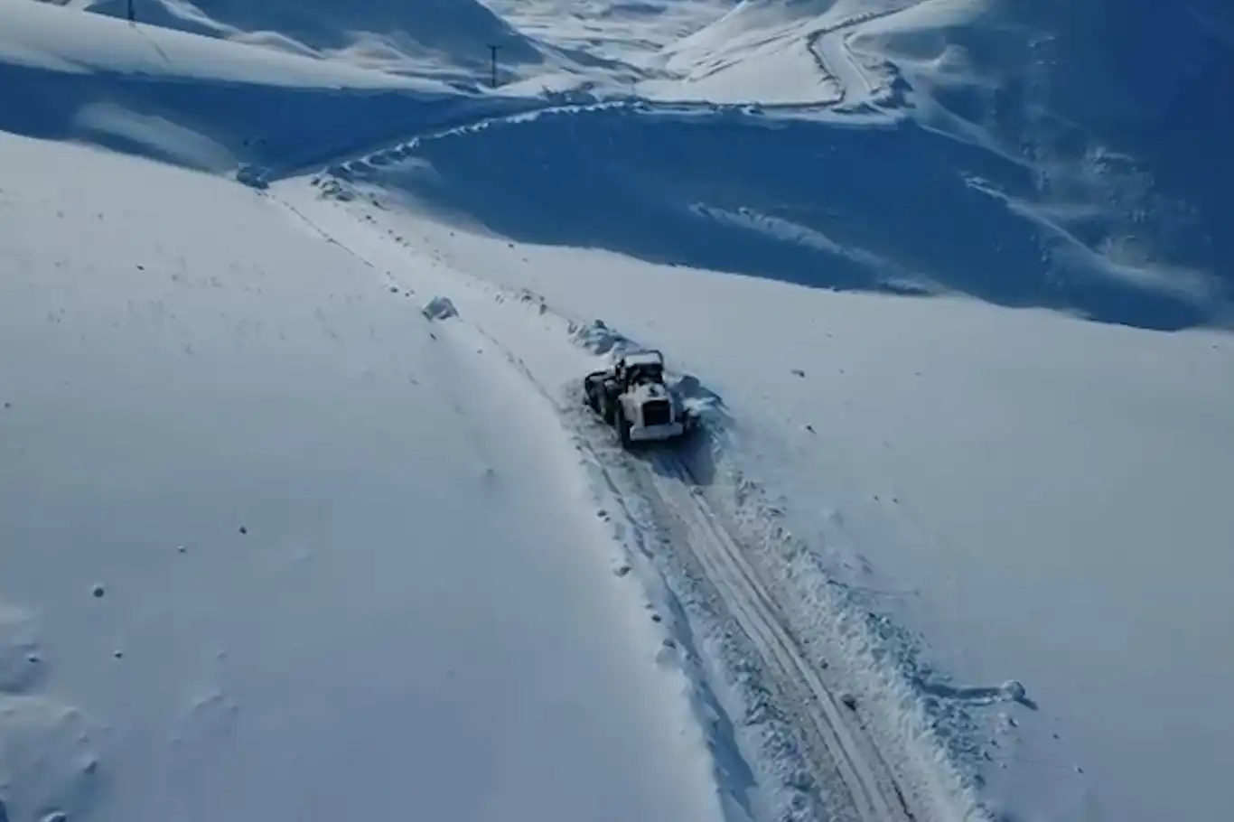 Şırnak’ta kar mesaisi devam ediyor