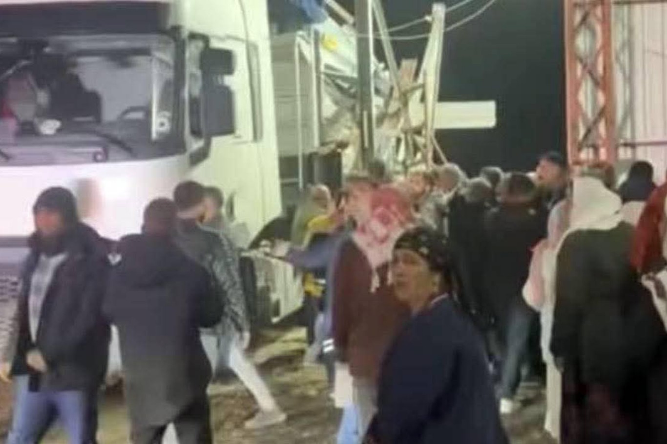 Mardin’de mısır kurutma silosu çöktü: Bir işçi öldü 