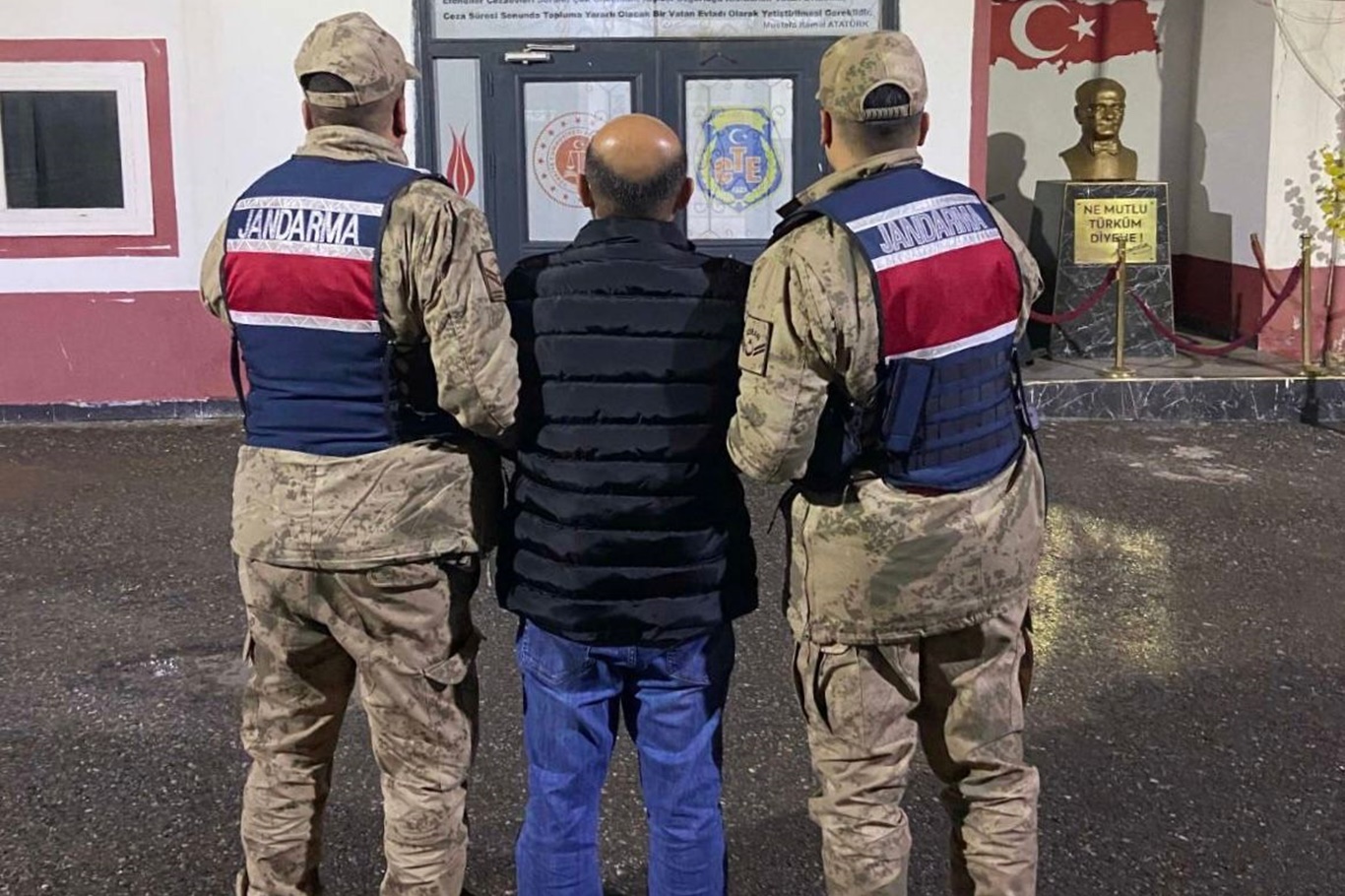 Batman'da aranan şahıslara yönelik operasyonlarda 17 kişi yakalandı