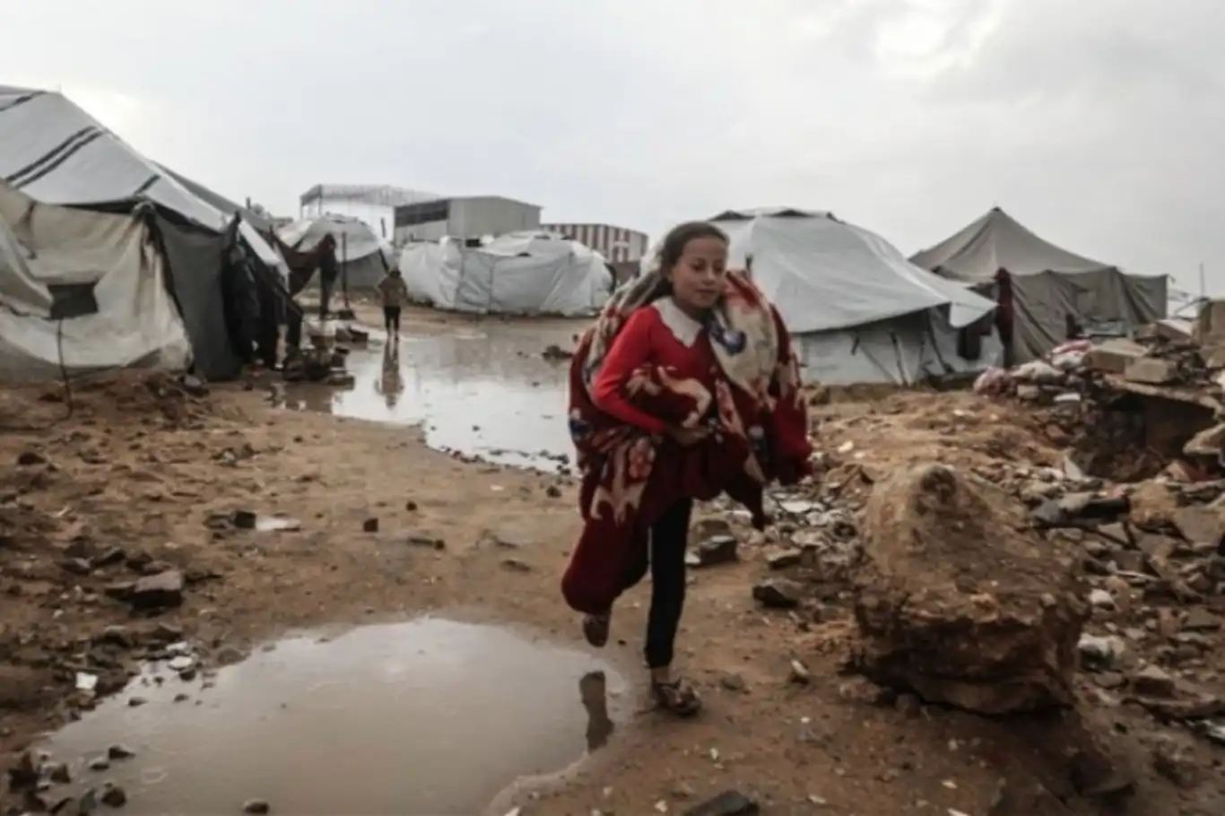 الأمم المتحدة: إسرائيل تواصل عرقلة دخول المساعدات إلى غزة رغم ظروف الشتاء