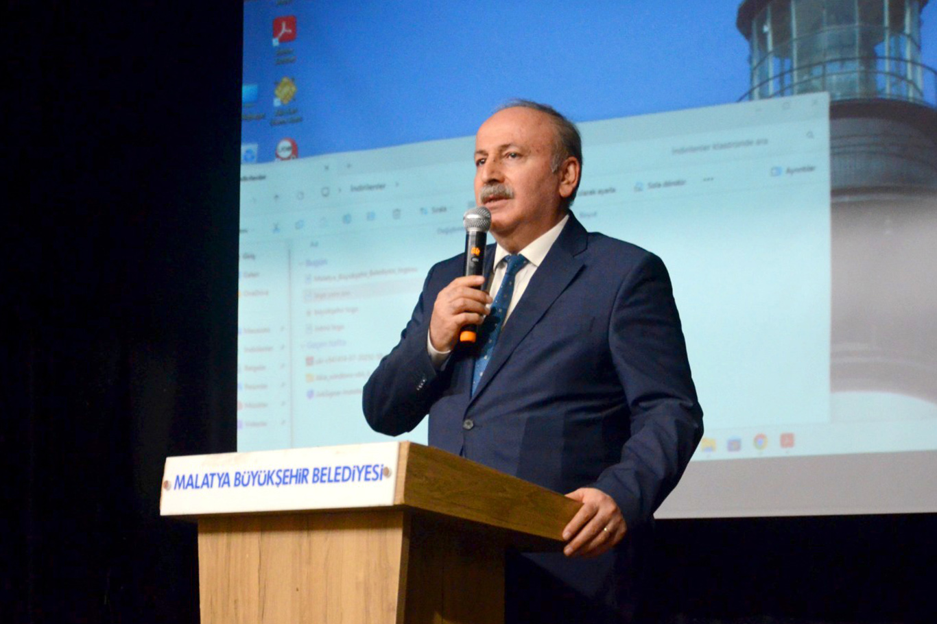 Büyükşehir Belediyesi Genel Sekreter Yardımcısı Rıza Murat Türksoy