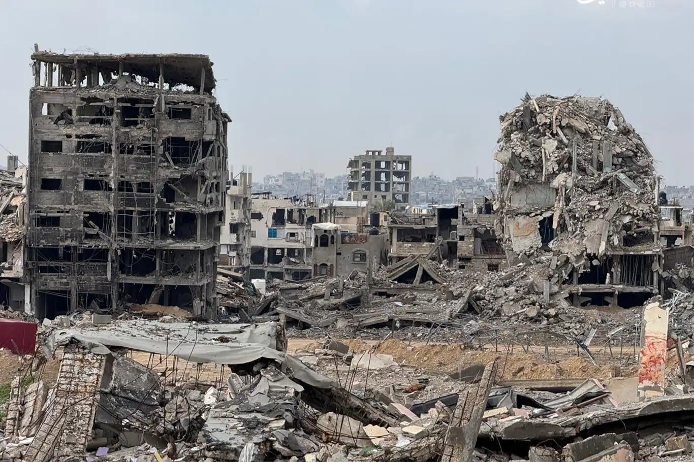 وزارة الصحة بغزة: ارتفاع عدد شهداء العدوان الإسرائيلي إلى 70667 شهيداً