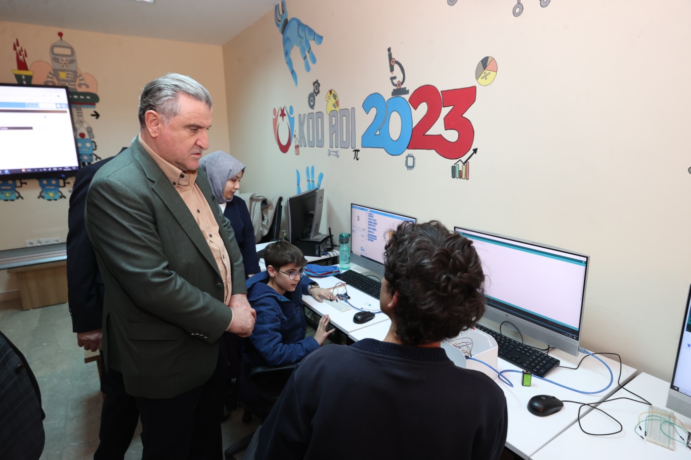 Bakan Bak: DeneYap Teknoloji Atölyeleri, milli teknoloji hamlesinin itici gücünü oluşturuyor