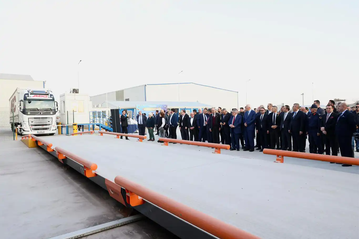 Mersin Kolay Transit Merkezi hizmete açıldı