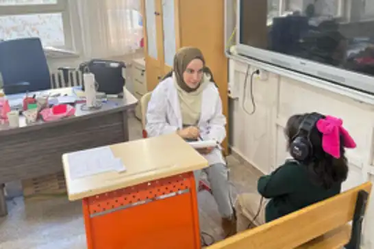 Okullarda işitme taramaları aralıksız sürüyor