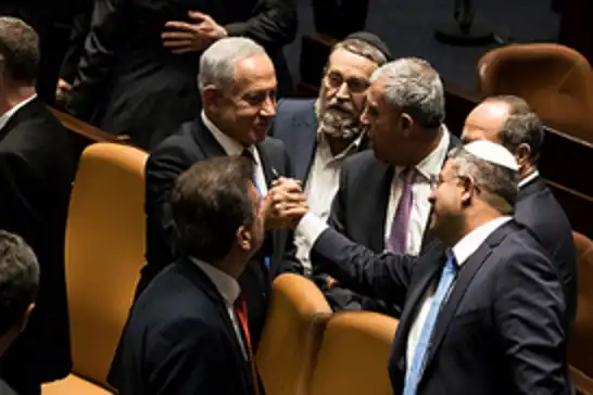 الكنيست يصادق بالقراءة التمهيدية على سحب صلاحيات من رئيس المحكمة العليا