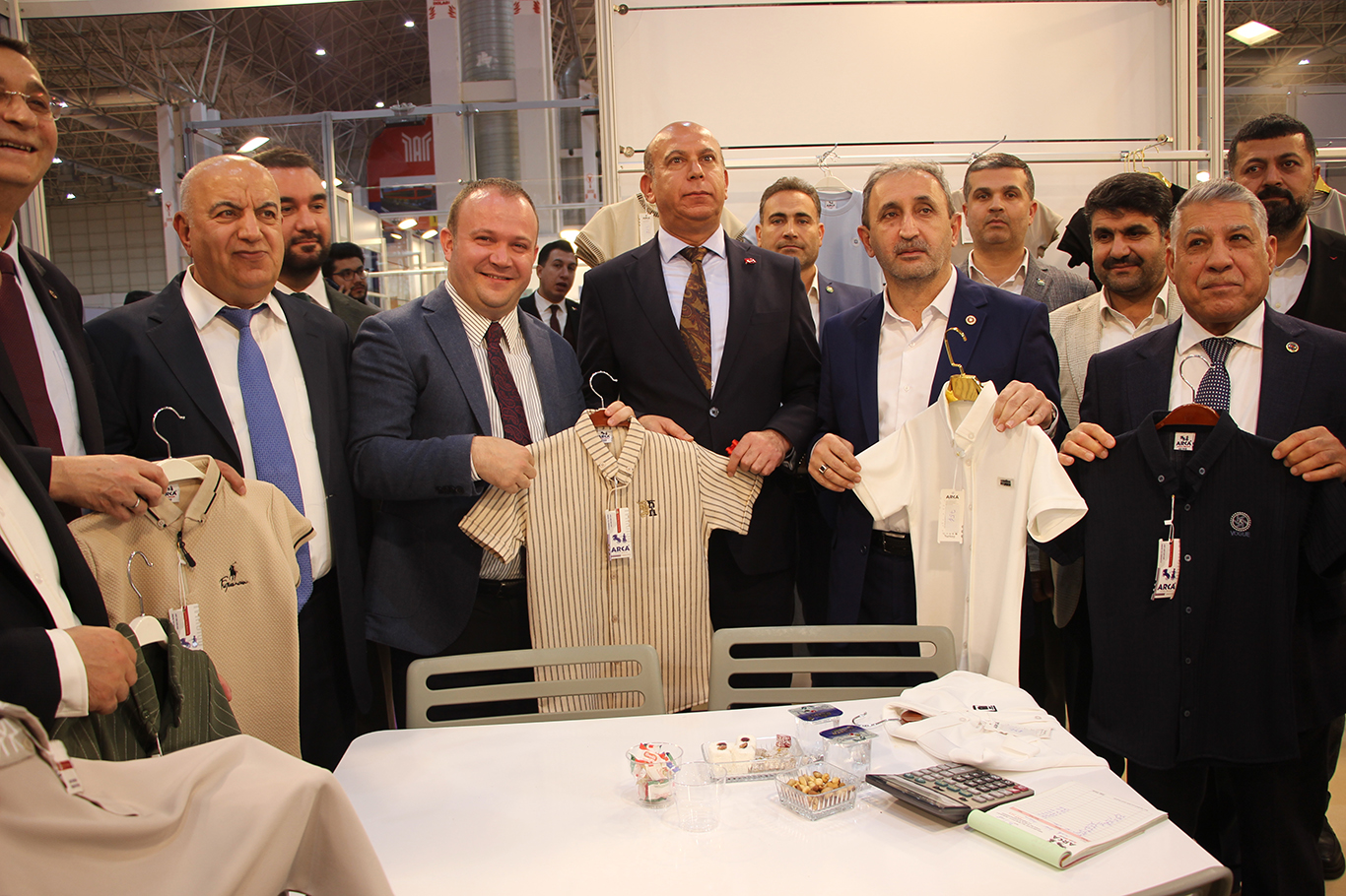 HÜDA PAR Milletvekili Şahzade Demir, Gaziantep'te düzenlenen 12'nci Penye ve Tekstil Fuarı'na katıldı.