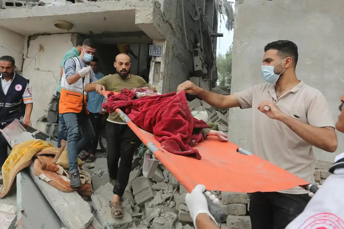 ژمارەی شەهیدەکان لە غەززە گەشتە ٧٠ هەزار و ٦٦٩ کەس