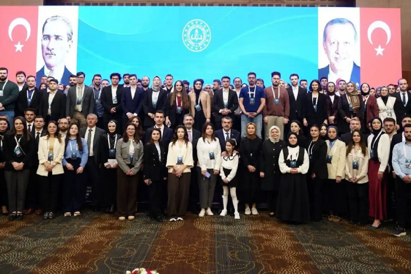 MEB’den 811 öğrenciye 45 ülkede burs sağlanacak