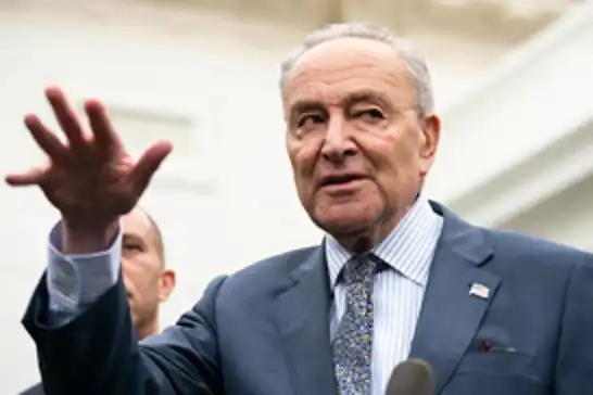 Schumer: Trump'ın Venezuela'ya savaş başlatma yetkisi yok, kongre buna engel olacak