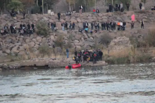 Cizre’de terliğini almak isterken nehre düşen çocuk kayboldu 