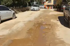 Mardin halkından bozuk yollar ve altyapı tepkisi: Kent bozuk yollardan köyü andırıyor