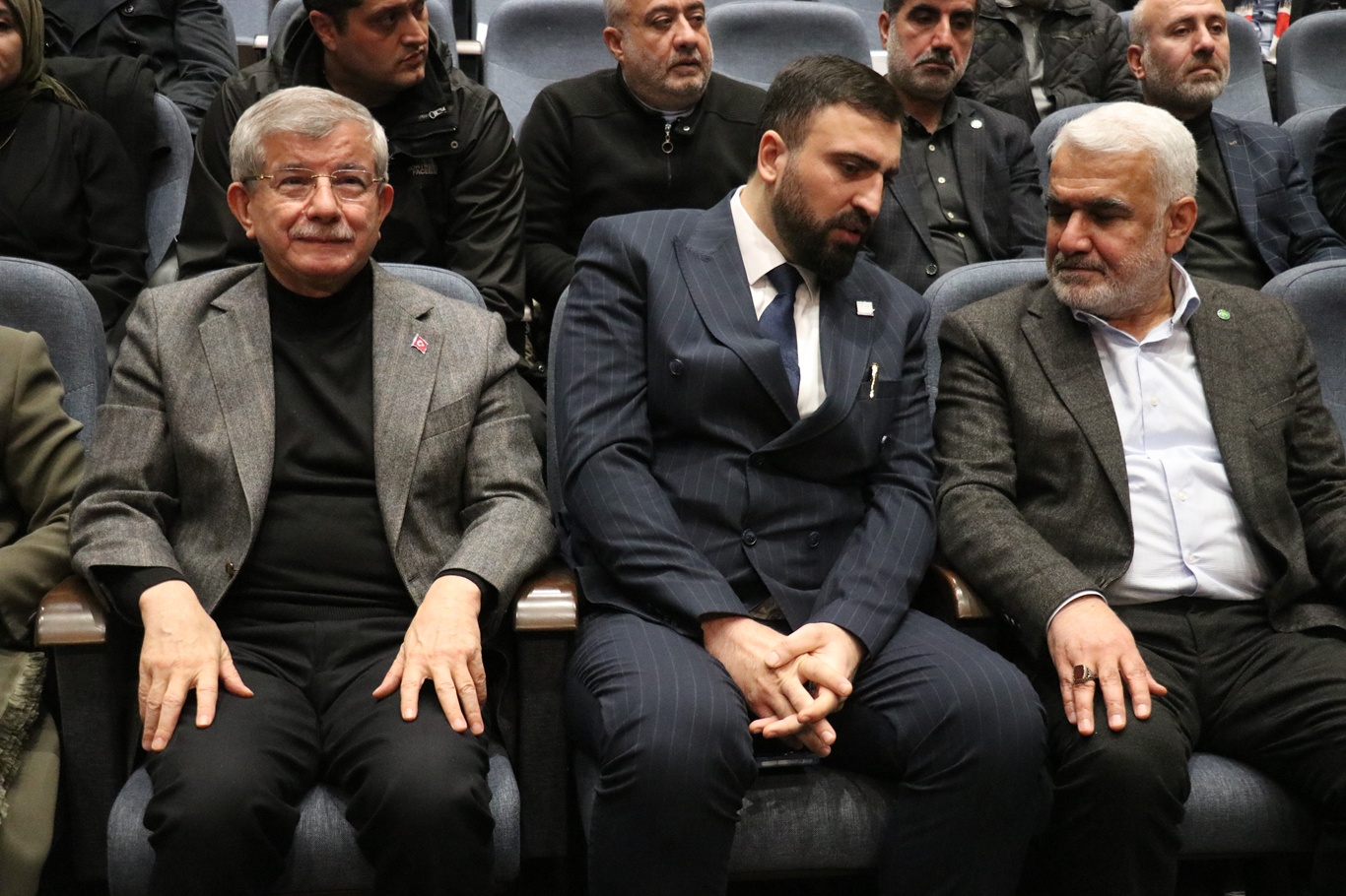 Vicdan Gemisi belgesel oldu: Galası siyasiler ve STK temsilcilerinin katılımıyla gerçekleşti