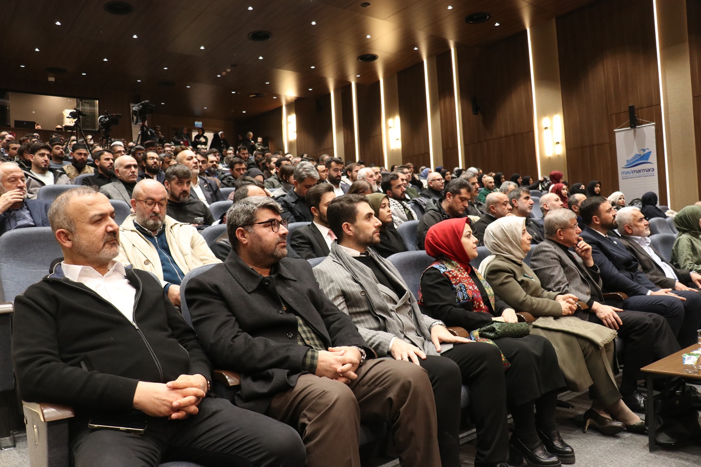 Vicdan Gemisi belgesel oldu: Galası siyasiler ve STK temsilcilerinin katılımıyla gerçekleşti