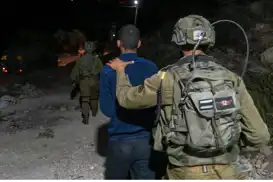 الاحتلال  الصهيوني يستمر بشن الاعتقالات العشوائية في الضفة
