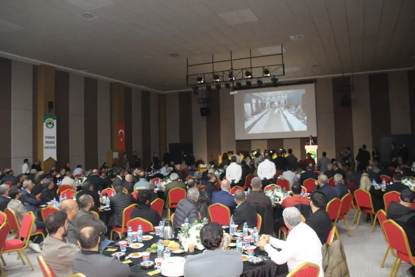 Diyarbakır OSB’de geniş katılımlı değerlendirme toplantısı yapıldı