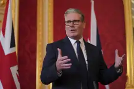 ستارمر: ملتزمون بمكافحة معاداة المسلمين