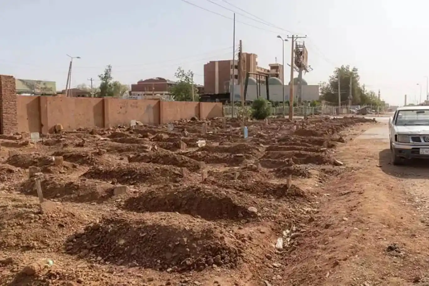 Li Darfurê îddîaya "Qutîya mirinê" û qetilkirina bi deh hezaran sîvîlan