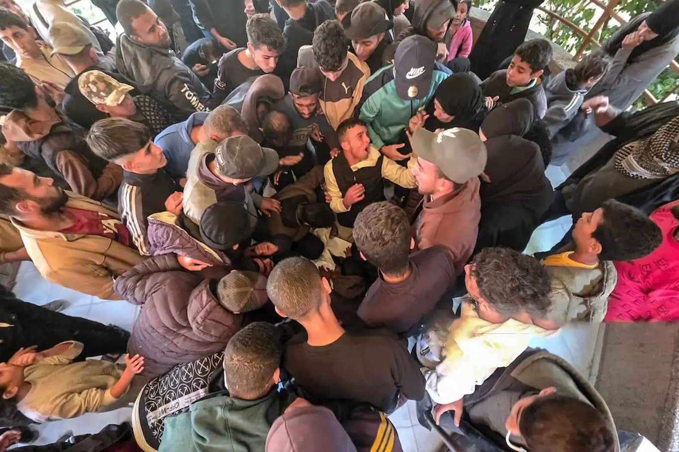 Gazze'de şehit sayısı 70 bin 125'e yükseldi