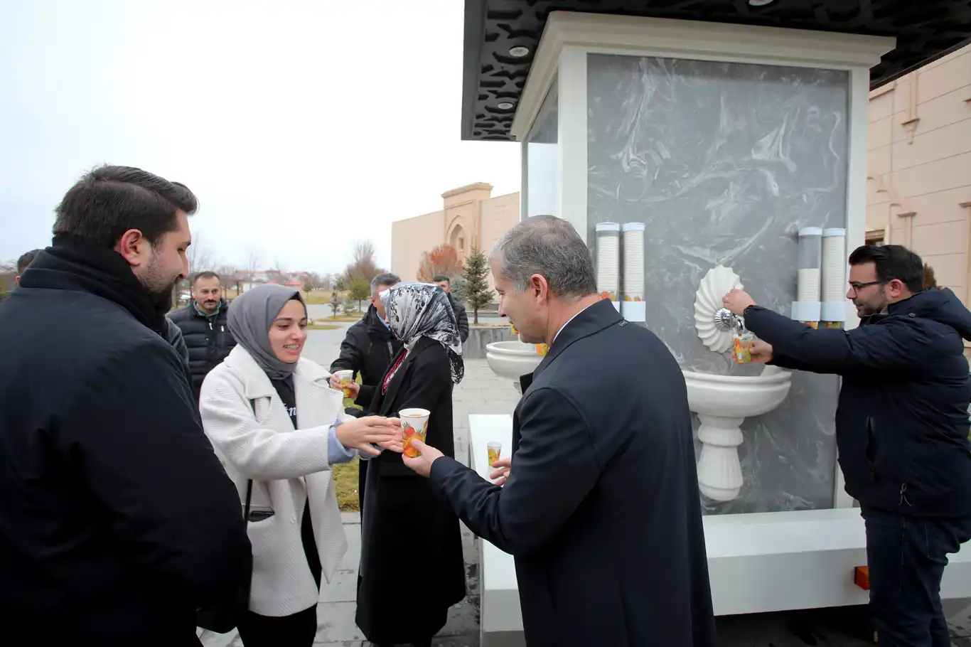 Ağrı İbrahim Çeçen Üniversitesi'nde "Çorba Çeşmesi" hizmete açıldı