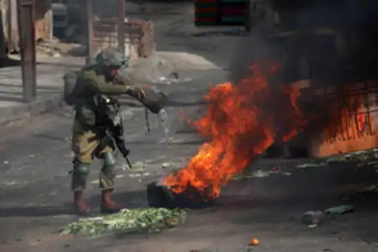 الاحتلال الصهيوني يشن حملة مداهمات واعتقالات جديدة في الضفة الغربية