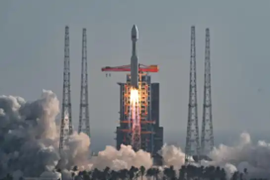 Çin yeni bir internet uydu grubunu uzaya gönderdi