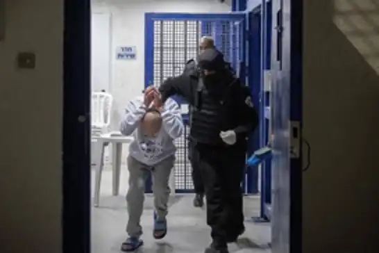 Gazze'den 32 tutsak cezaları bitmesine rağmen esir tutuluyor