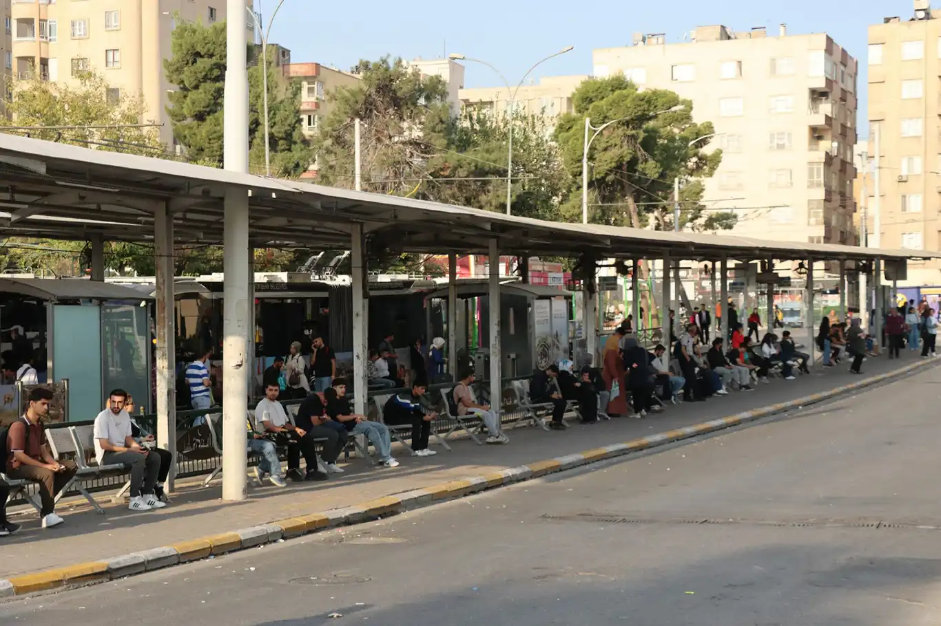 Şanlıurfa’da toplu taşıma ücretlerine zam Şanlıurfa’da toplu taşıma ücretlerine zam