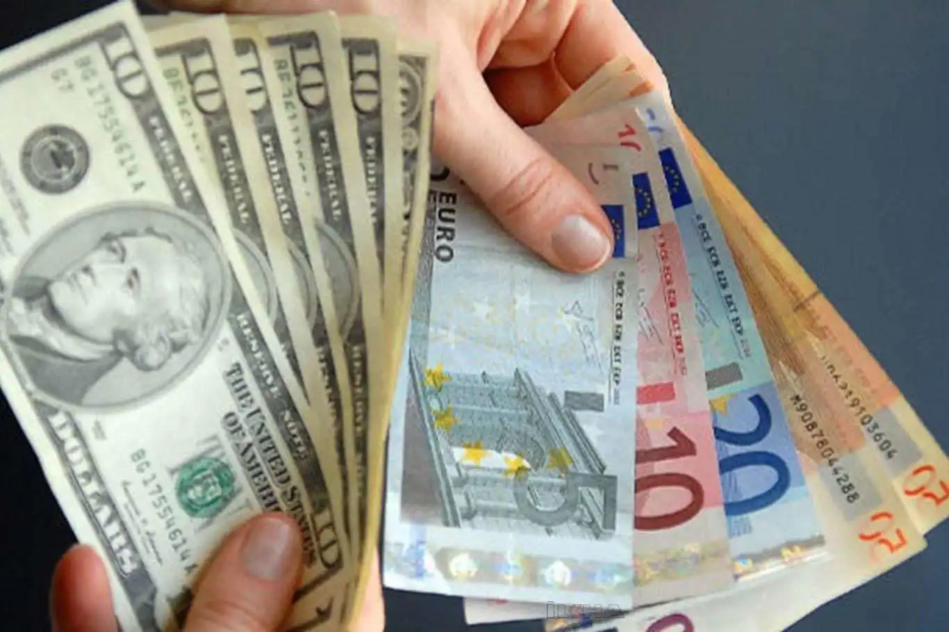 Türkiye’nin cari açığı aralık ayında 4,65 milyar dolar oldu Türkiye’nin cari açığı aralık ayında 4,65 milyar dolar oldu