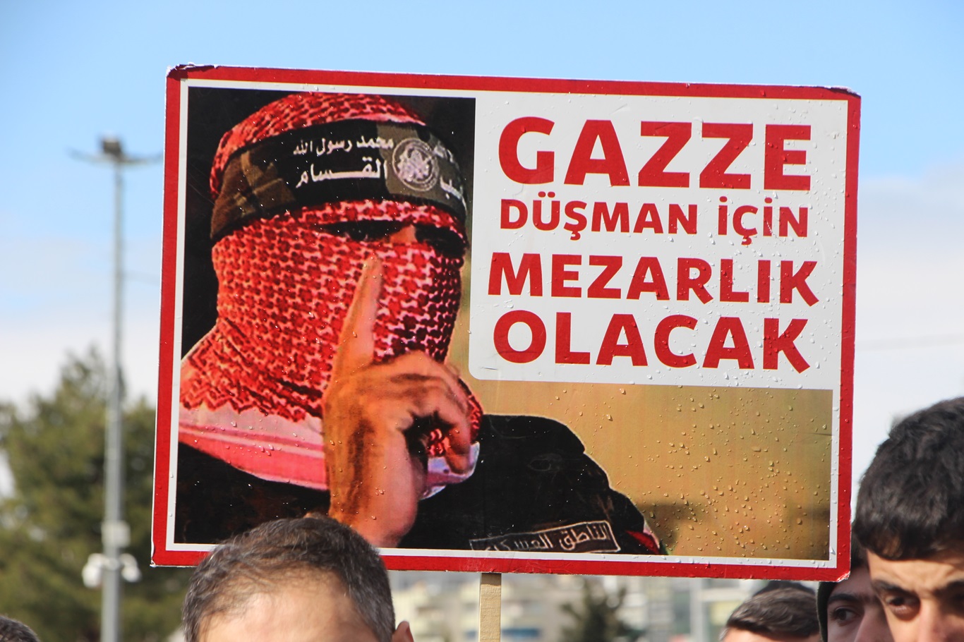 Gazze dün olduğu gibi bugün de yarın da Filistinlilerindir