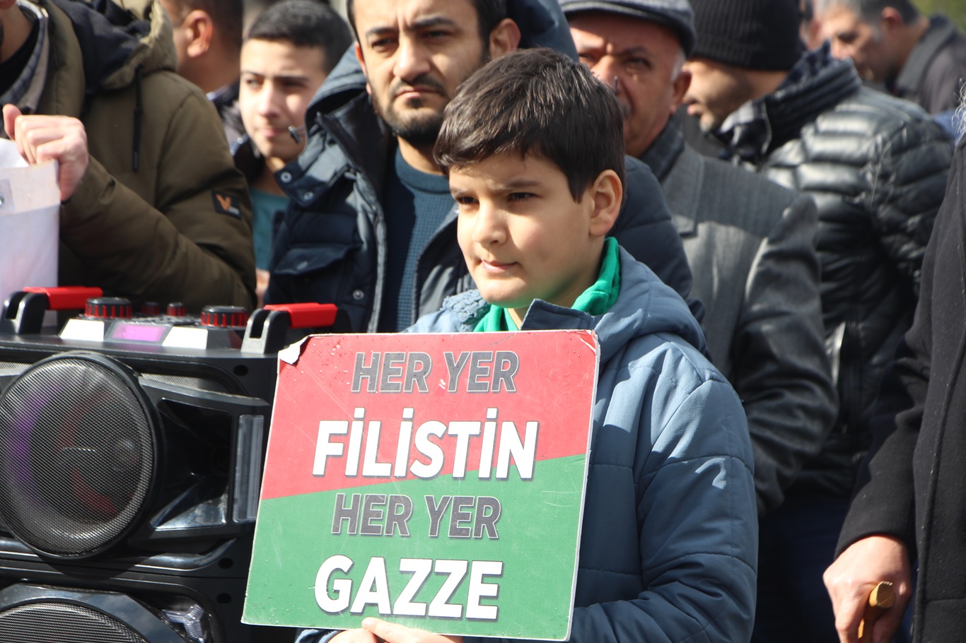 Gazze dün olduğu gibi bugün de yarın da Filistinlilerindir