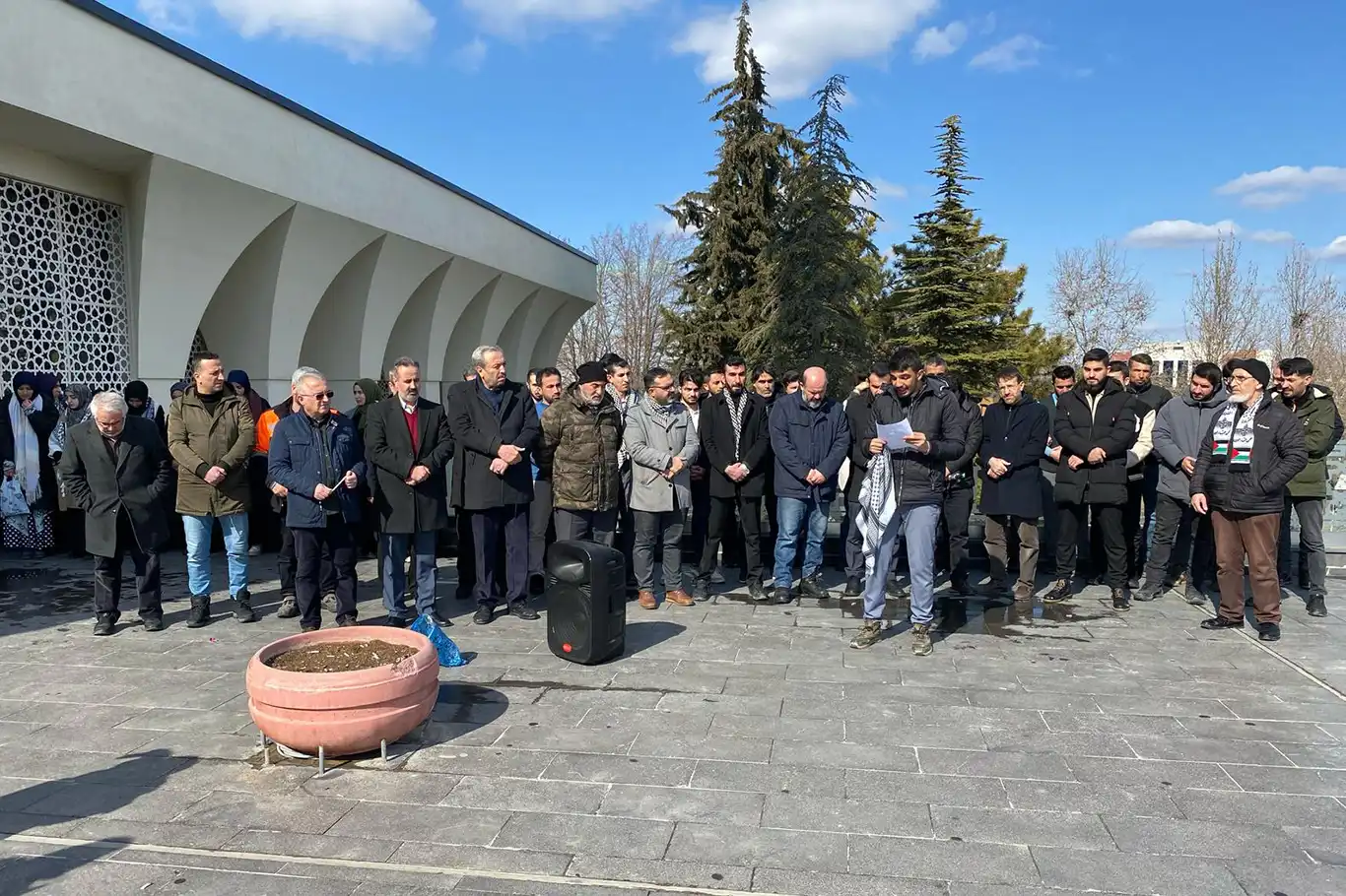 Öğrenci Toplulukları: Gazze'nin boşaltılması çağrıları asla kabul edilemez! Öğrenci Toplulukları: Gazze'nin boşaltılması çağrıları asla kabul edilemez!