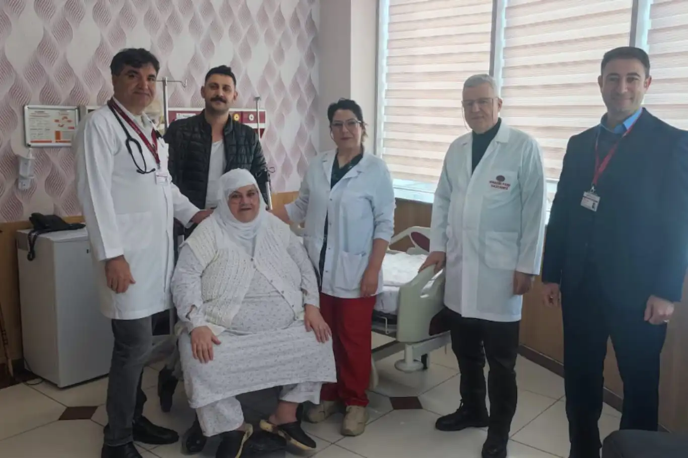 Kalbi duran hasta yoğun bakımda yapılan müdahale ile hayata tutundu Kalbi duran hasta yoğun bakımda yapılan müdahale ile hayata tutundu