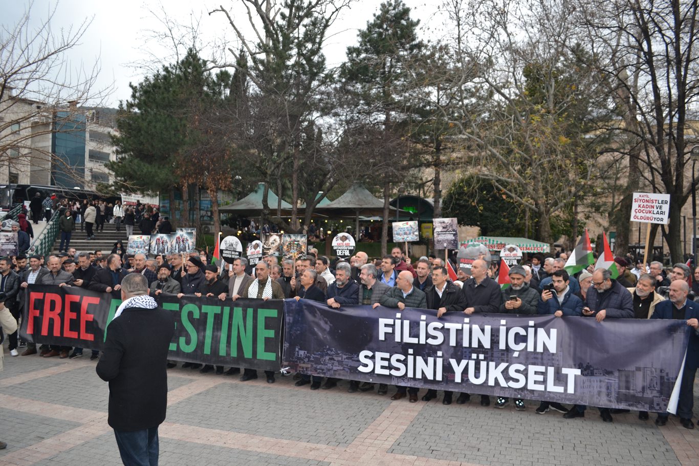 Bursa'dan Trump'ın Gazze planına tepki: Trump, Filistin'in yok edilmesi için açıkça çağrıda bulunuyor