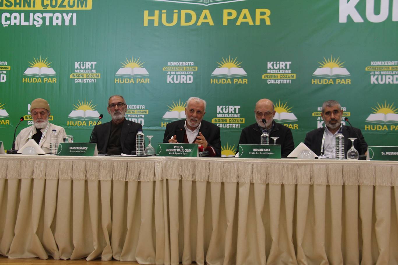 Kaya: Kürt sorununun çözümünde önce kardeşlik ikliminin onarılması gerekiyor Kaya: Kürt sorununun çözümünde önce kardeşlik ikliminin onarılması gerekiyor