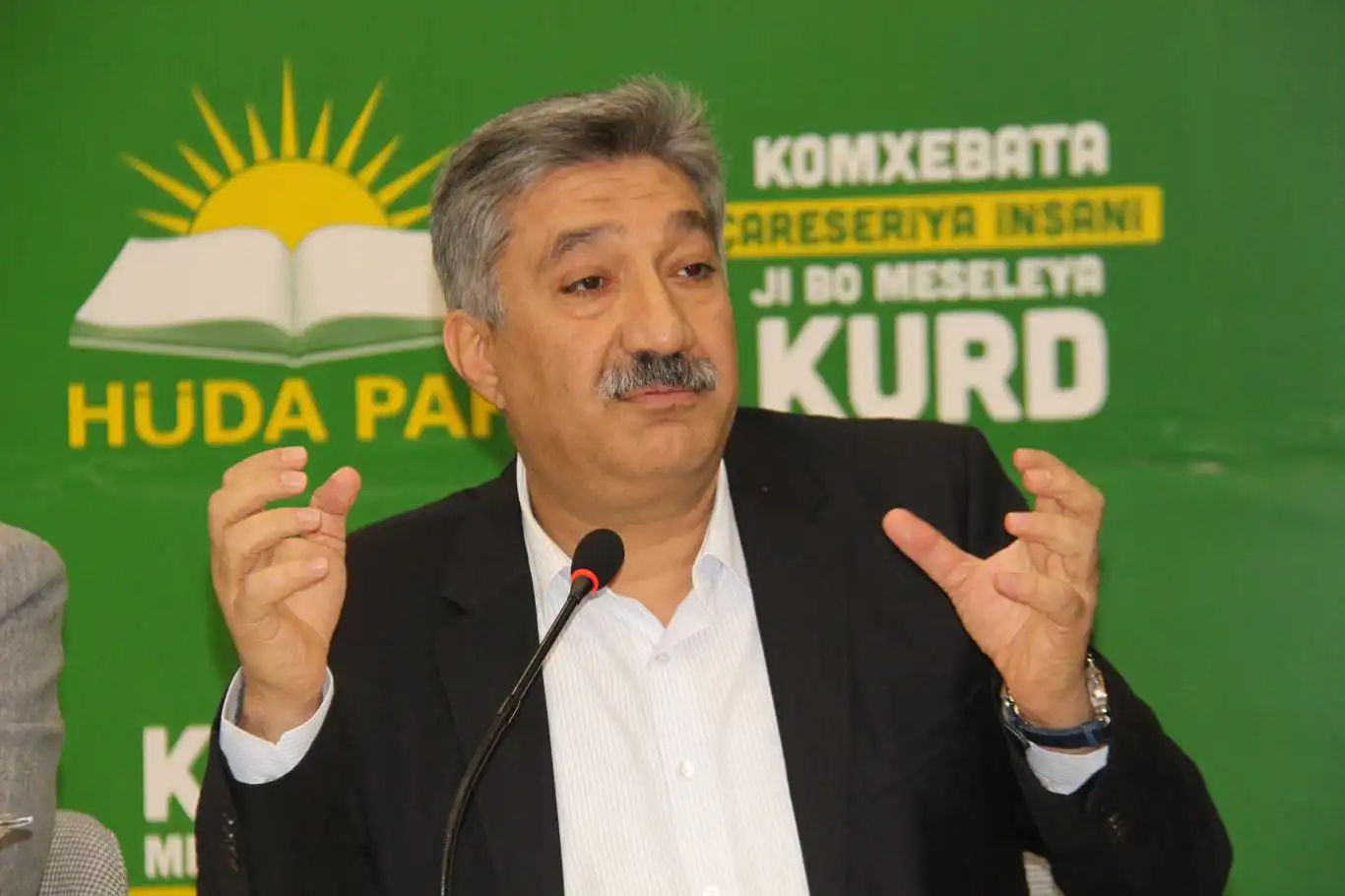 Abdurrahman Kurt: Asıl sorun Türk ırkçılığından kaynaklanıyor Abdurrahman Kurt: Asıl sorun Türk ırkçılığından kaynaklanıyor