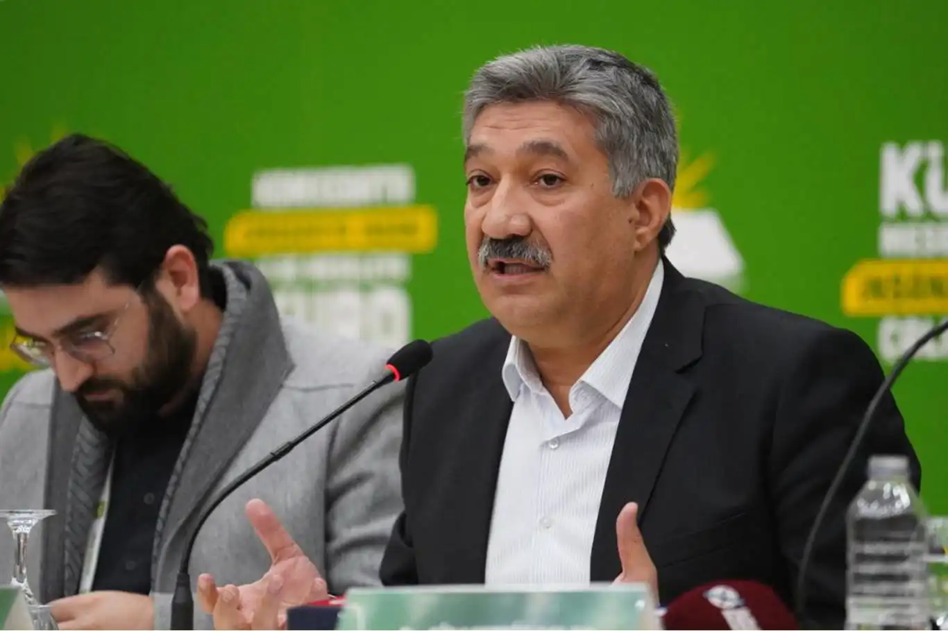Abdurrehman Kurt: Bingeha pirsgirêkê nijadperestîya Tirk e Abdurrehman Kurt: Bingeha pirsgirêkê nijadperestîya Tirk e