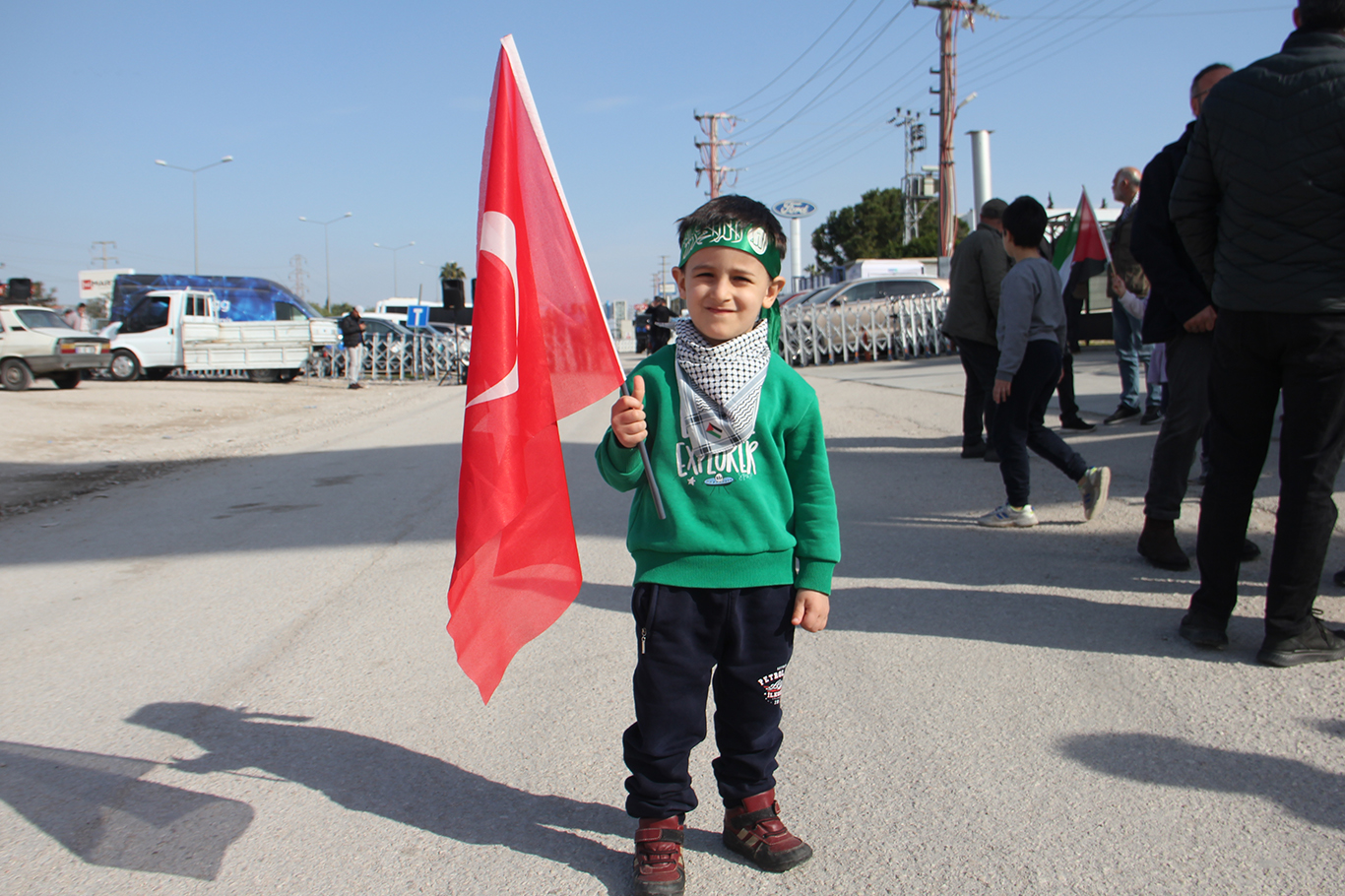 Adanalı minik yürekler: ABD'nin ve israil'in yaptığı soykırıma dur diyoruz