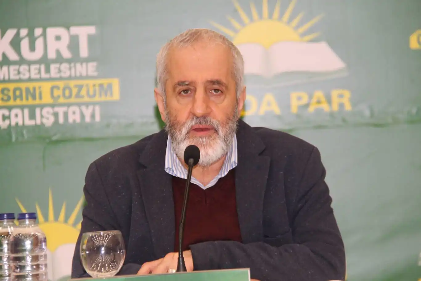Müfid Yüksel: Bugün ulus devletlerin getirdiği etnik sorunlar son yüzyılın bir hastalığı Müfid Yüksel: Bugün ulus devletlerin getirdiği etnik sorunlar son yüzyılın bir hastalığı