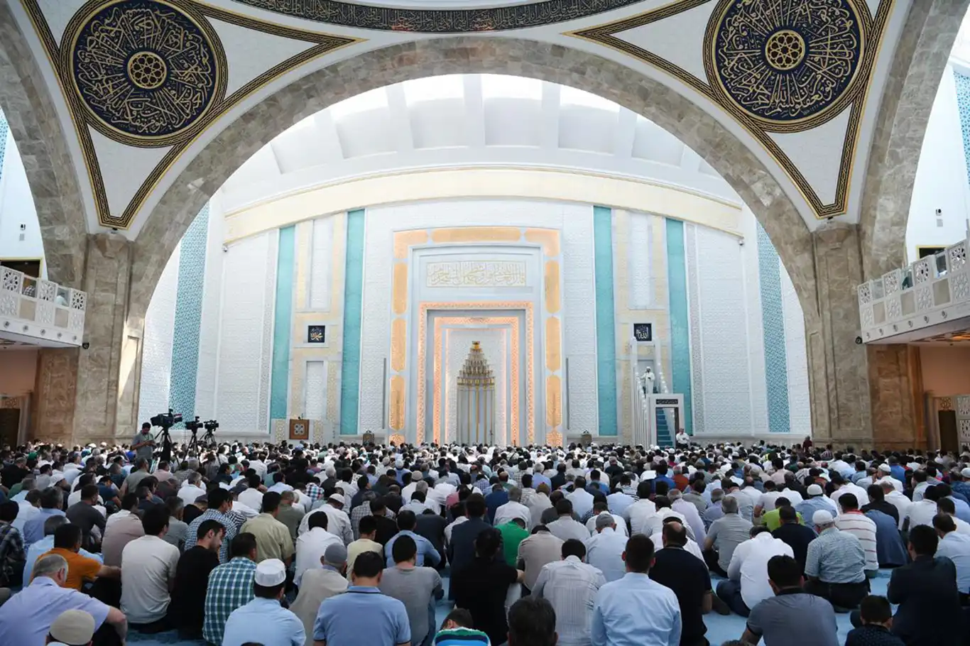 Cuma hutbesi: Gaybın bilgisi yalnızca Allah’a aittir Cuma hutbesi: Gaybın bilgisi yalnızca Allah’a aittir