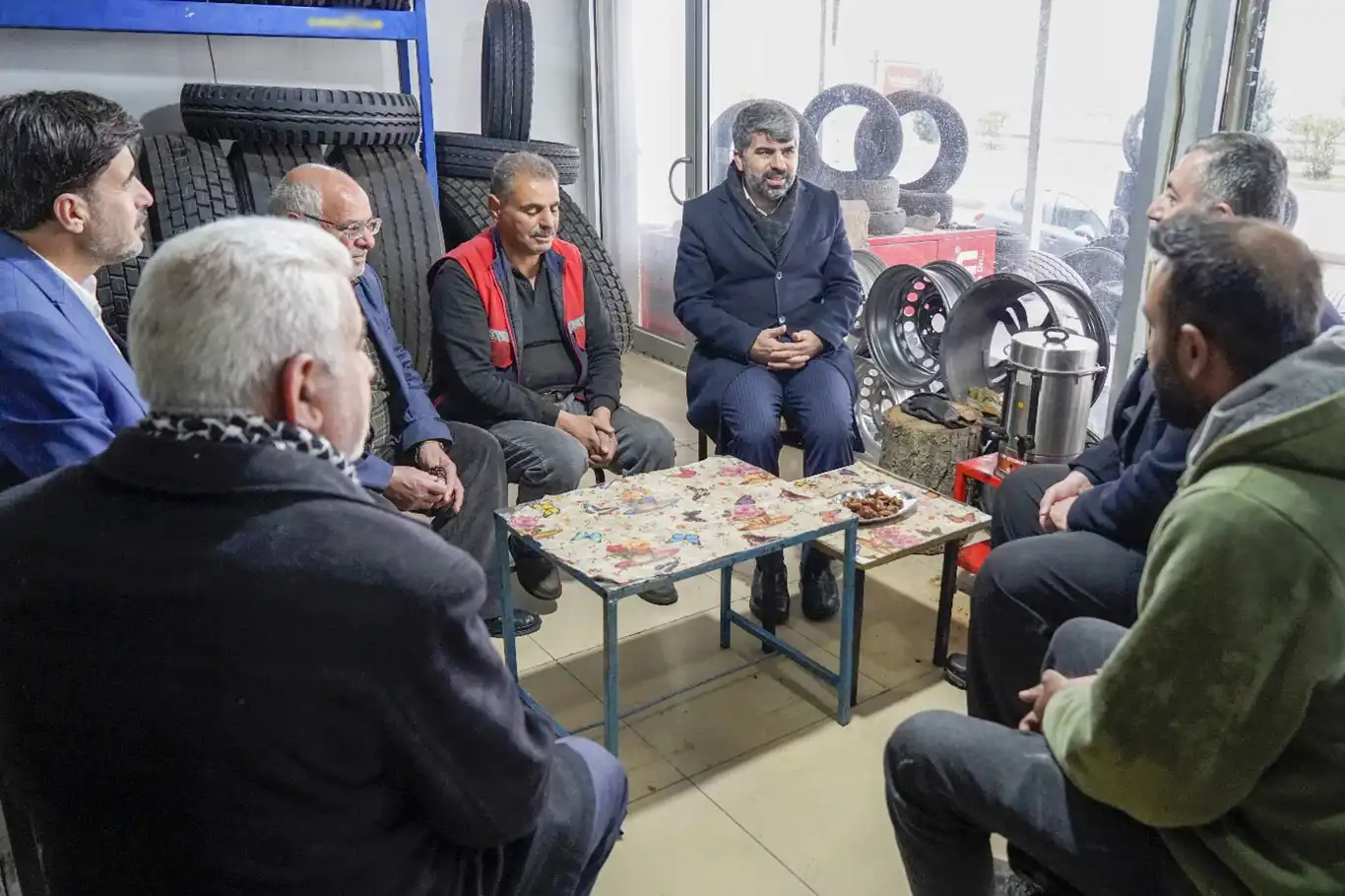 HÜDA PAR Milletvekili Dinç Diyarbakır'da: Biz sahada, milletimizin yanındayız! HÜDA PAR Milletvekili Dinç Diyarbakır'da: Biz sahada, milletimizin yanındayız!