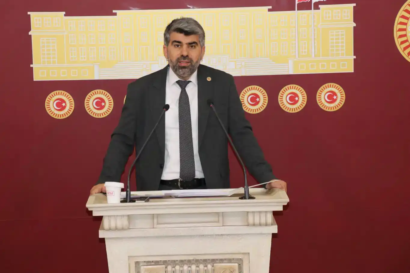 Parlamenterê HUDA PARê Dînç: Ger ku berxwedan nebe, azadî û pêşeroja axên Filistînê nayê garantîkirin Parlamenterê HUDA PARê Dînç: Ger ku berxwedan nebe, azadî û pêşeroja axên Filistînê nayê garantîkirin