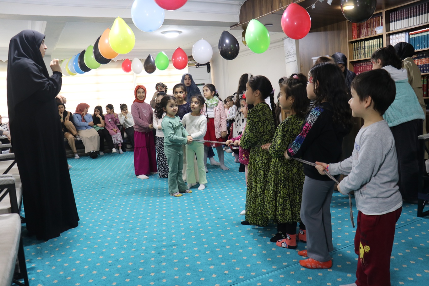 TESSEP'ten çocuk iftarı: Hem eğlendiler hem öğrendiler