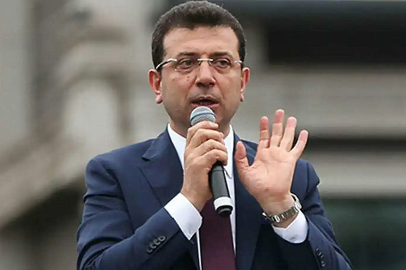 Ekrem İmamoğlu'nun diploması iptal edildi Ekrem İmamoğlu'nun diploması iptal edildi
