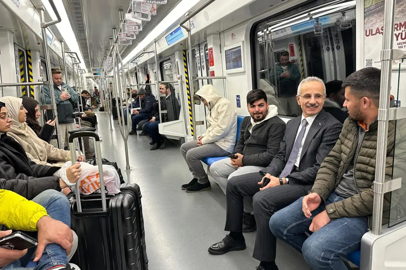 Arnavutköy-İstanbul Havalimanı Metrosu bir yıldır hizmette Arnavutköy-İstanbul Havalimanı Metrosu bir yıldır hizmette