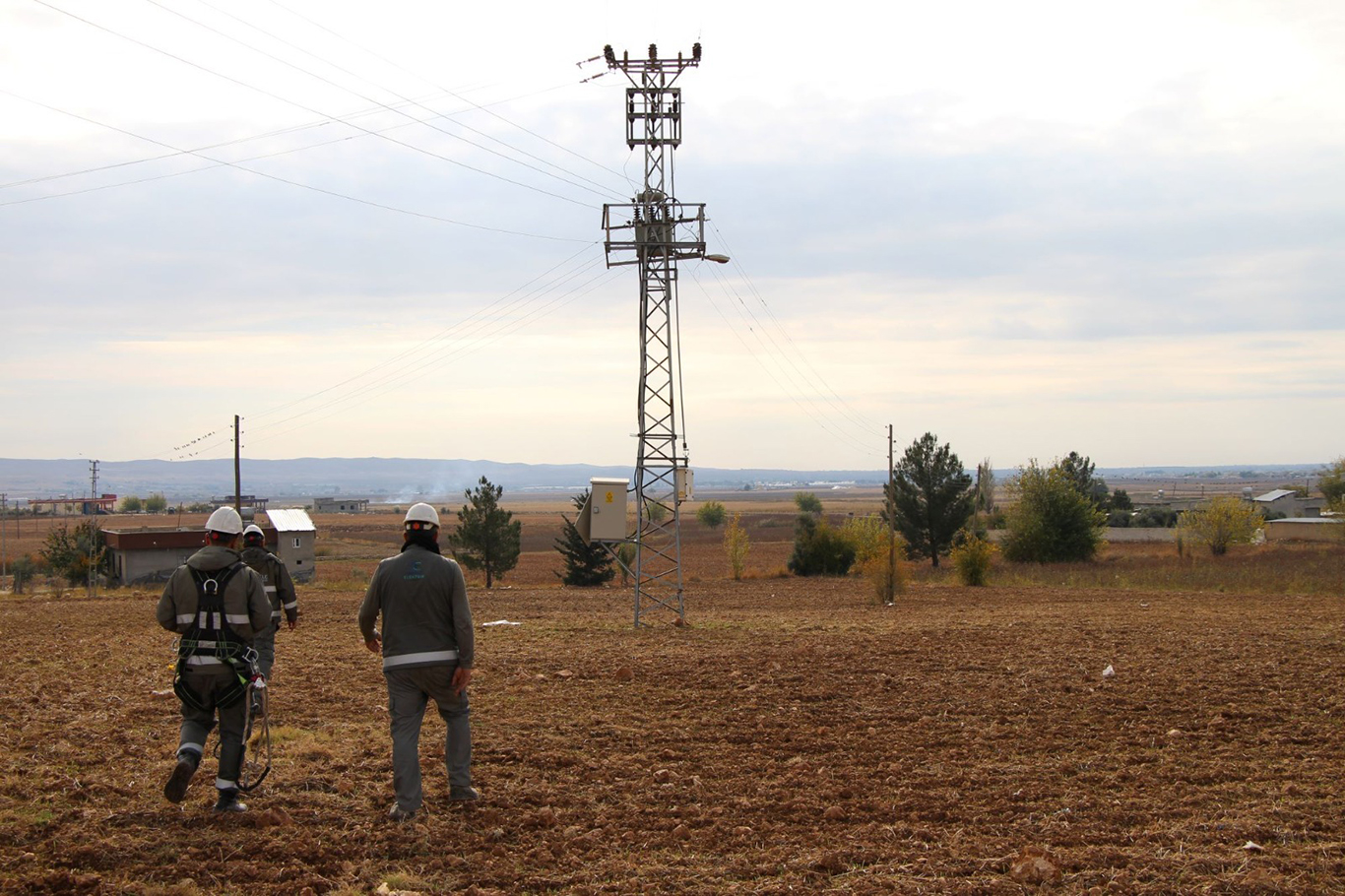 Şanlıurfa'da kaçak elektrik oranı yüzde 10 seviyelerine düştü! Şanlıurfa'da kaçak elektrik oranı yüzde 10 seviyelerine düştü!