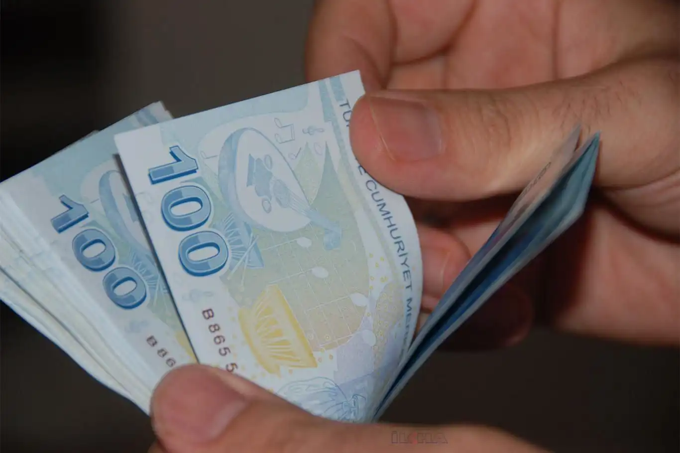 Ramazan Bayramı ikramiyesi ödeme tarihleri açıklandı Ramazan Bayramı ikramiyesi ödeme tarihleri açıklandı